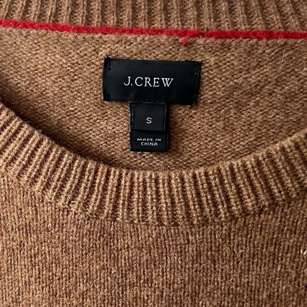 J. Crew sweater in 100% Lambs Wool, Size Small